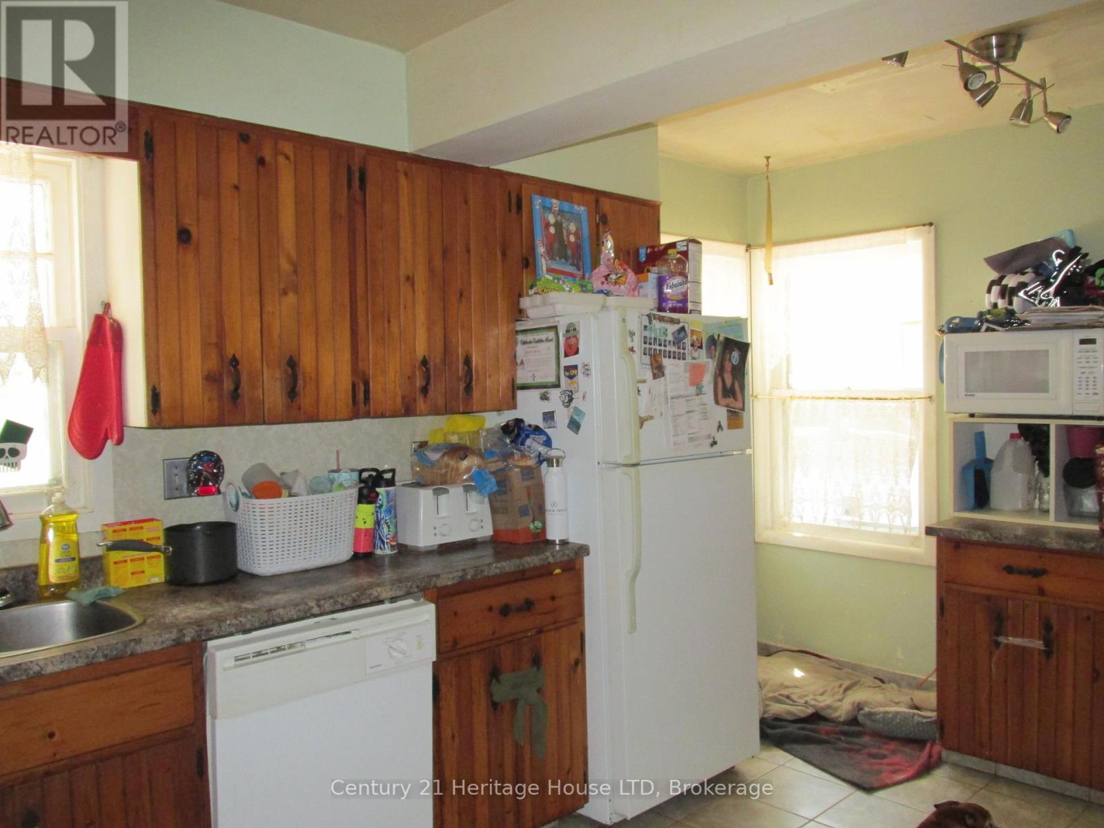 3 Melba Road, St. Catharines, Ontario  L2M 4P5 - Photo 11 - X13704918
