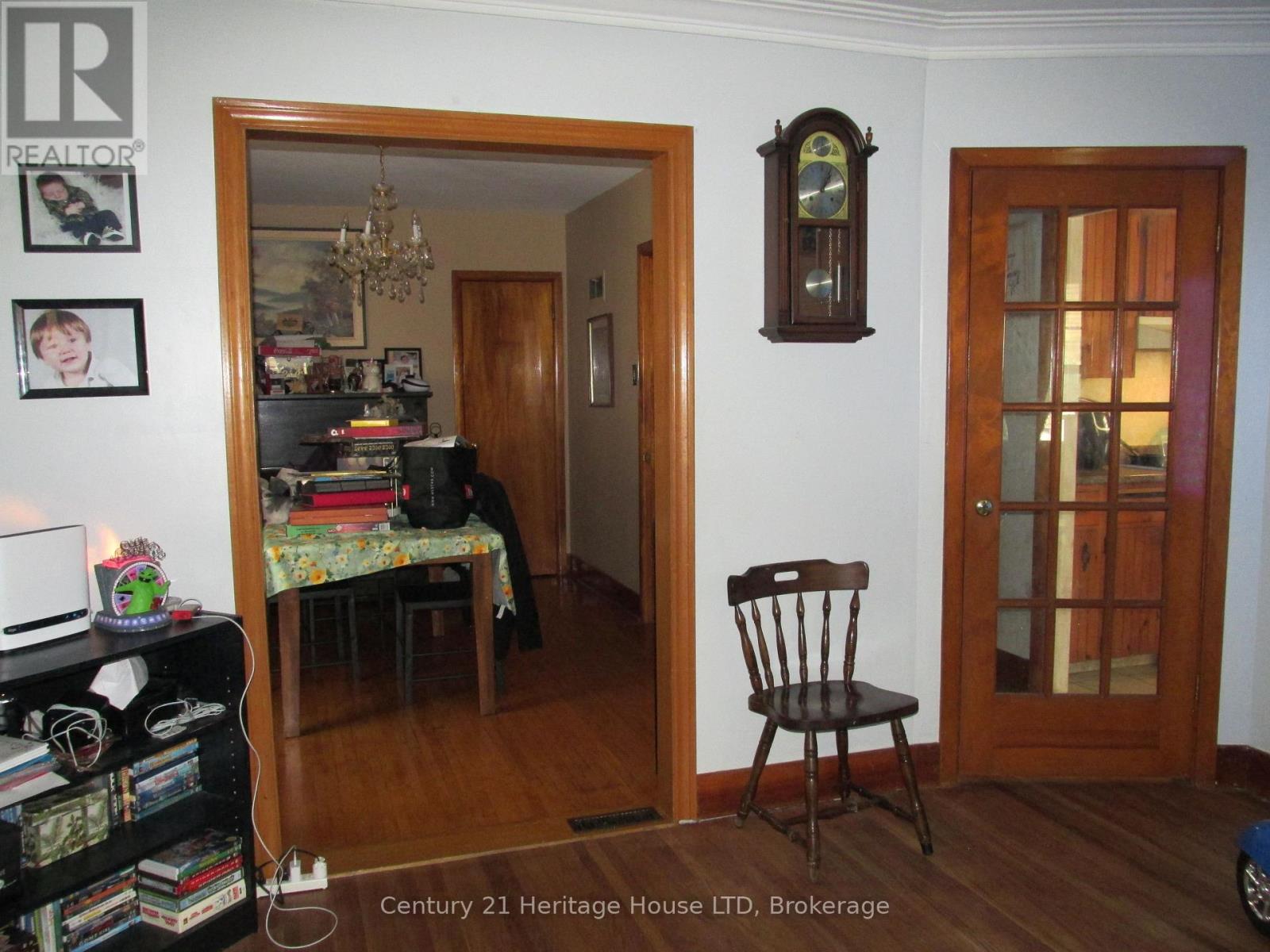 3 Melba Road, St. Catharines, Ontario  L2M 4P5 - Photo 6 - X13704918