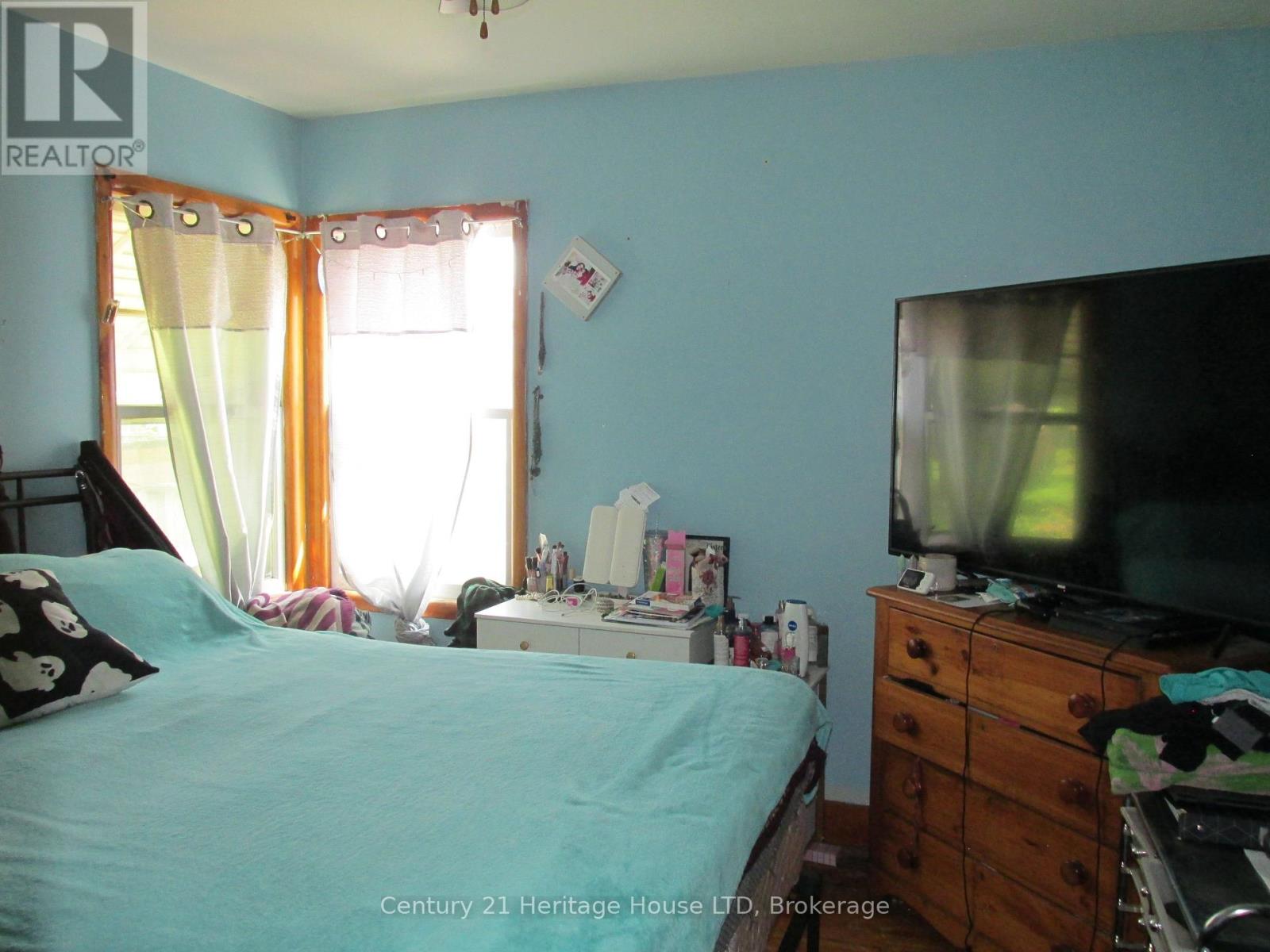 3 Melba Road, St. Catharines, Ontario  L2M 4P5 - Photo 9 - X13704918