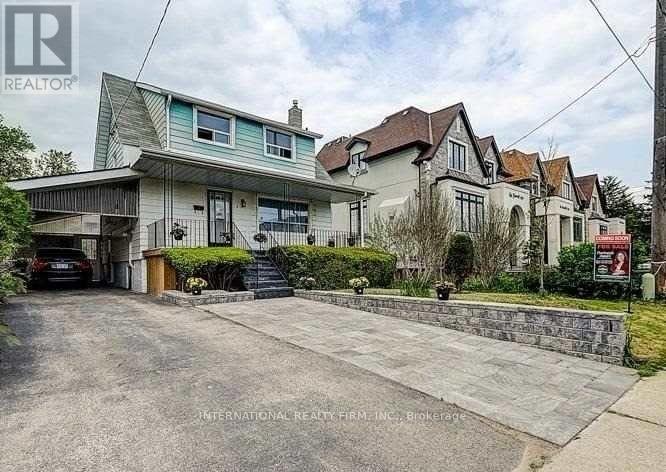8 Farrell Avenue, Toronto, Ontario  M2R 1C8 - Photo 2 - C13704908