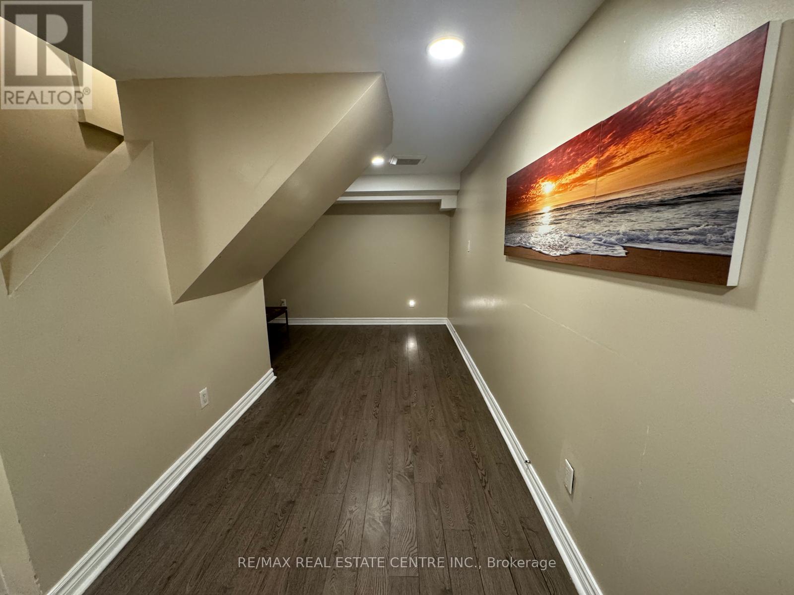 Basement - 546 Laurier Crescent, Pickering, Ontario  L1V 4P9 - Photo 1 - E13704902