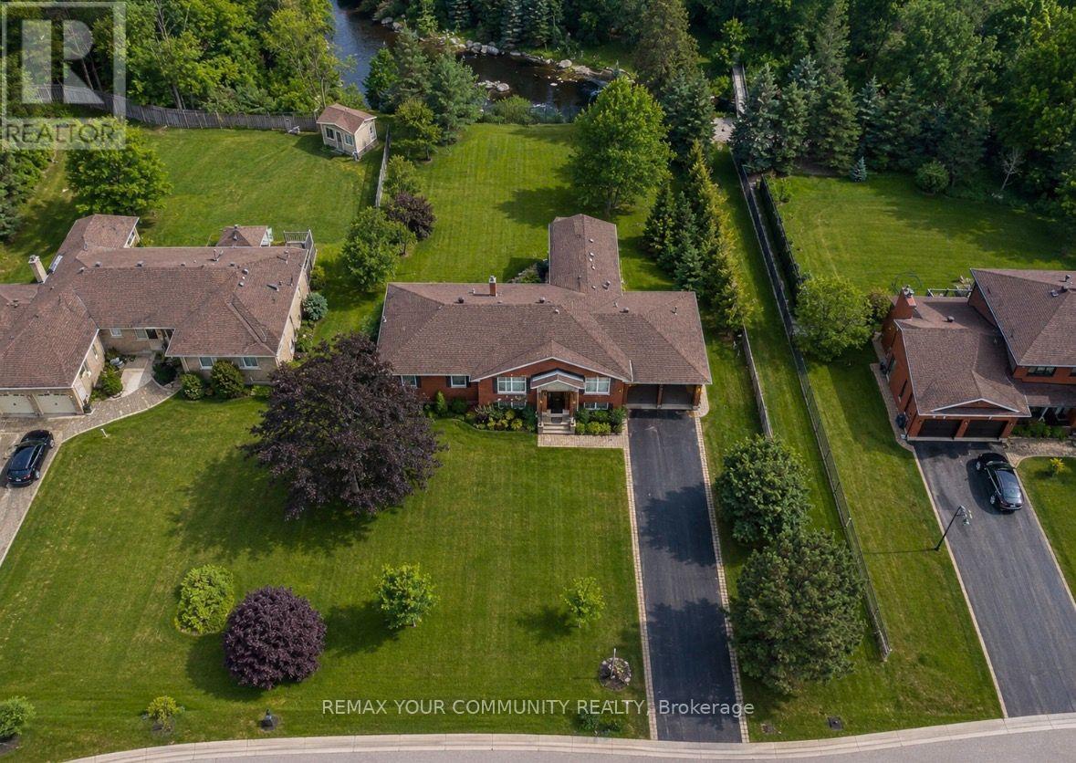 12 Cairns Boulevard, Springwater, Ontario  L0L 1X0 - Photo 2 - S13704894