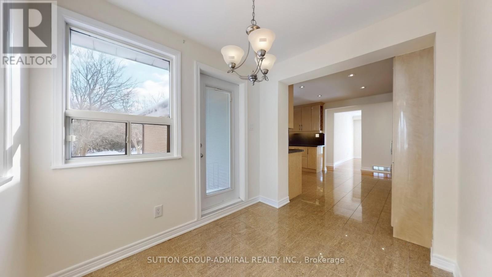 129 Crestwood Road, Vaughan, Ontario  L4J 1A7 - Photo 16 - N13052666