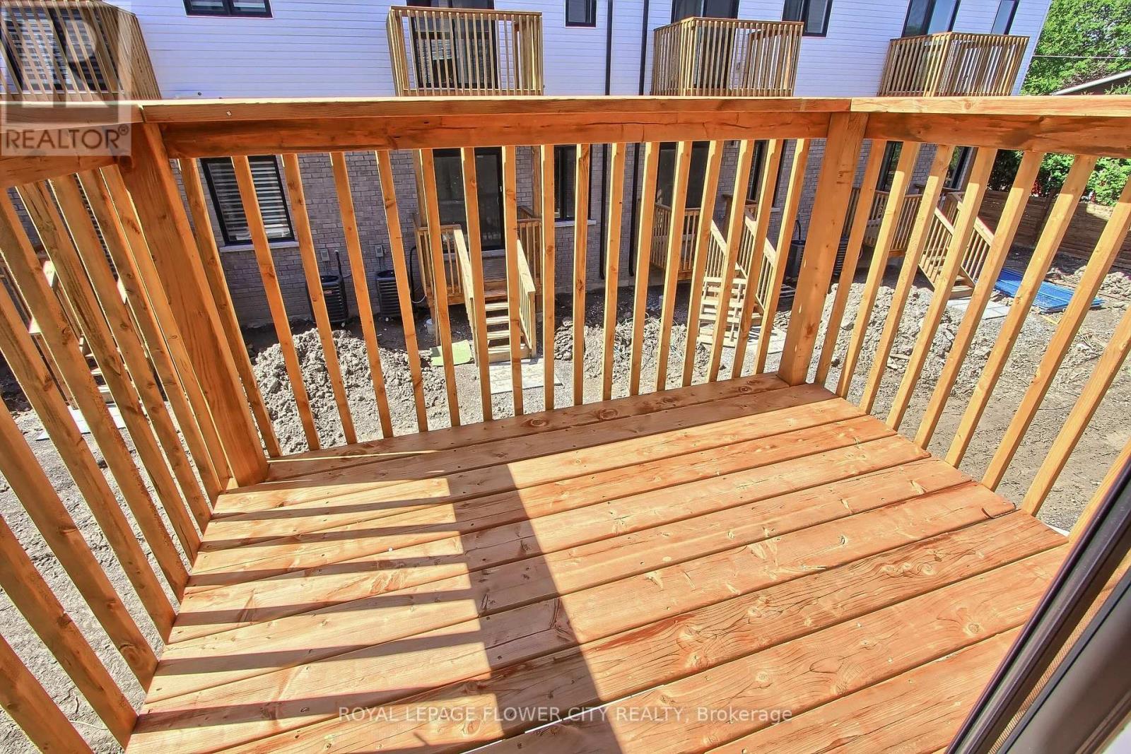 33 Sidney Rose Common, St. Catharines, Ontario  L2T 0B3 - Photo 18 - X13704888