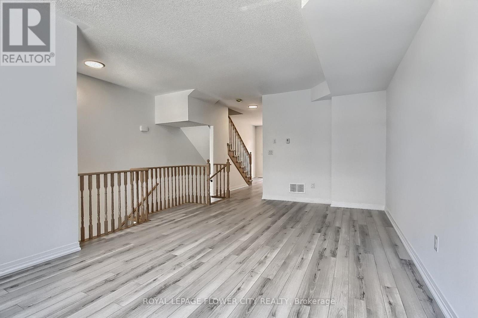 33 Sidney Rose Common, St. Catharines, Ontario  L2T 0B3 - Photo 7 - X13704888