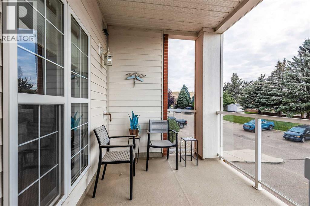 232, 29 River Ridge Drive NW, Medicine Hat, Alberta  T1A 8V3 - Photo 3 - A2339135