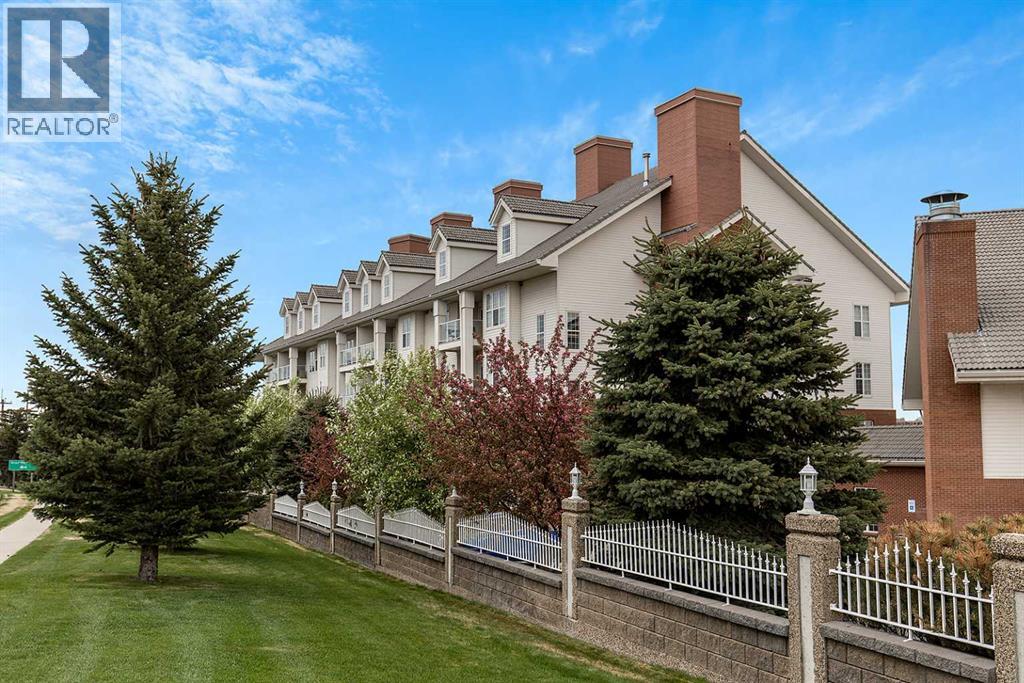 232, 29 River Ridge Drive NW, Medicine Hat, Alberta