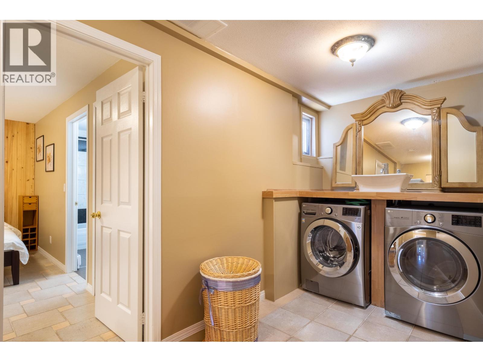 12881 Sunshine Coast Highway, Madeira Park, British Columbia  V0N 2H1 - Photo 34 - R3147690