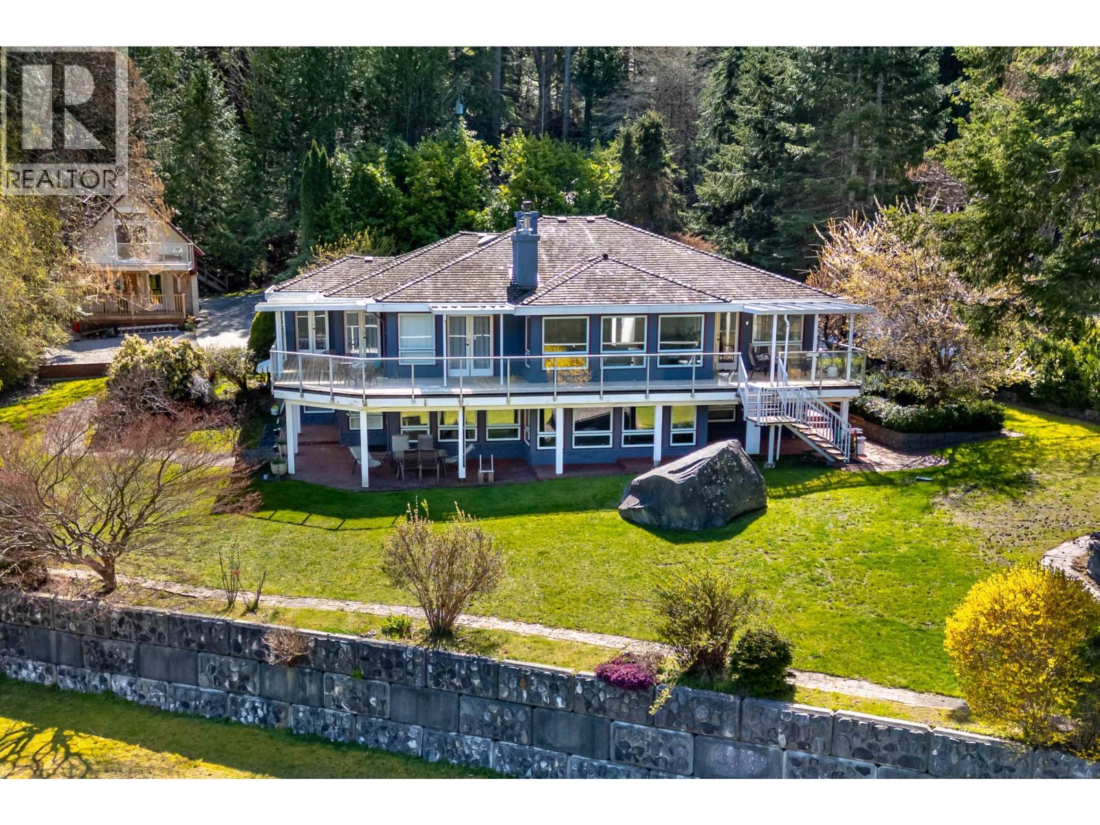 12881 Sunshine Coast Highway, Madeira Park, British Columbia  V0N 2H1 - Photo 10 - R3147690
