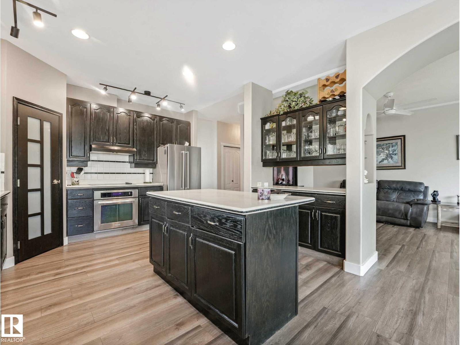 153 Kulawy Dr N NW, Edmonton, Alberta  T6L 6Y9 - Photo 14 - E4504445