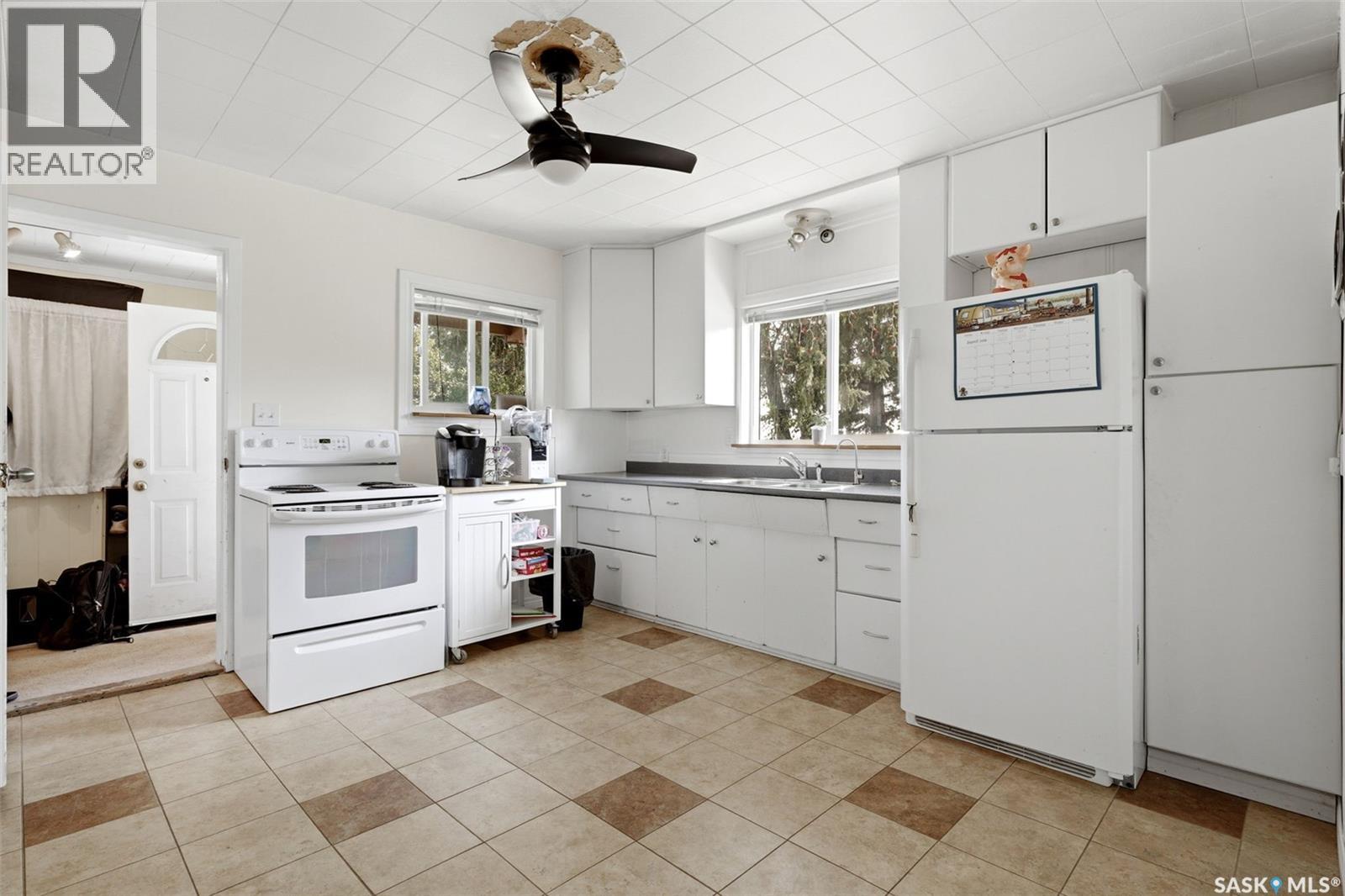205 First Avenue, Kelliher, Saskatchewan  S0A 1V0 - Photo 7 - SK046408