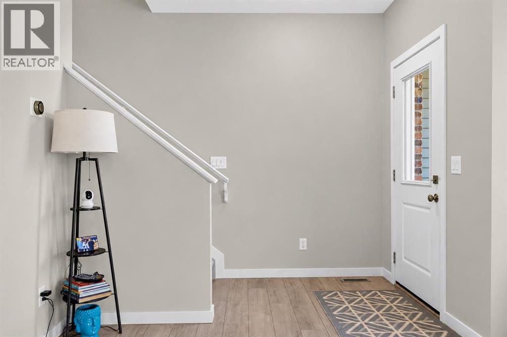 1079 Lanark Boulevard Se, Airdrie, Alberta  T4A 3M9 - Photo 4 - A2339224