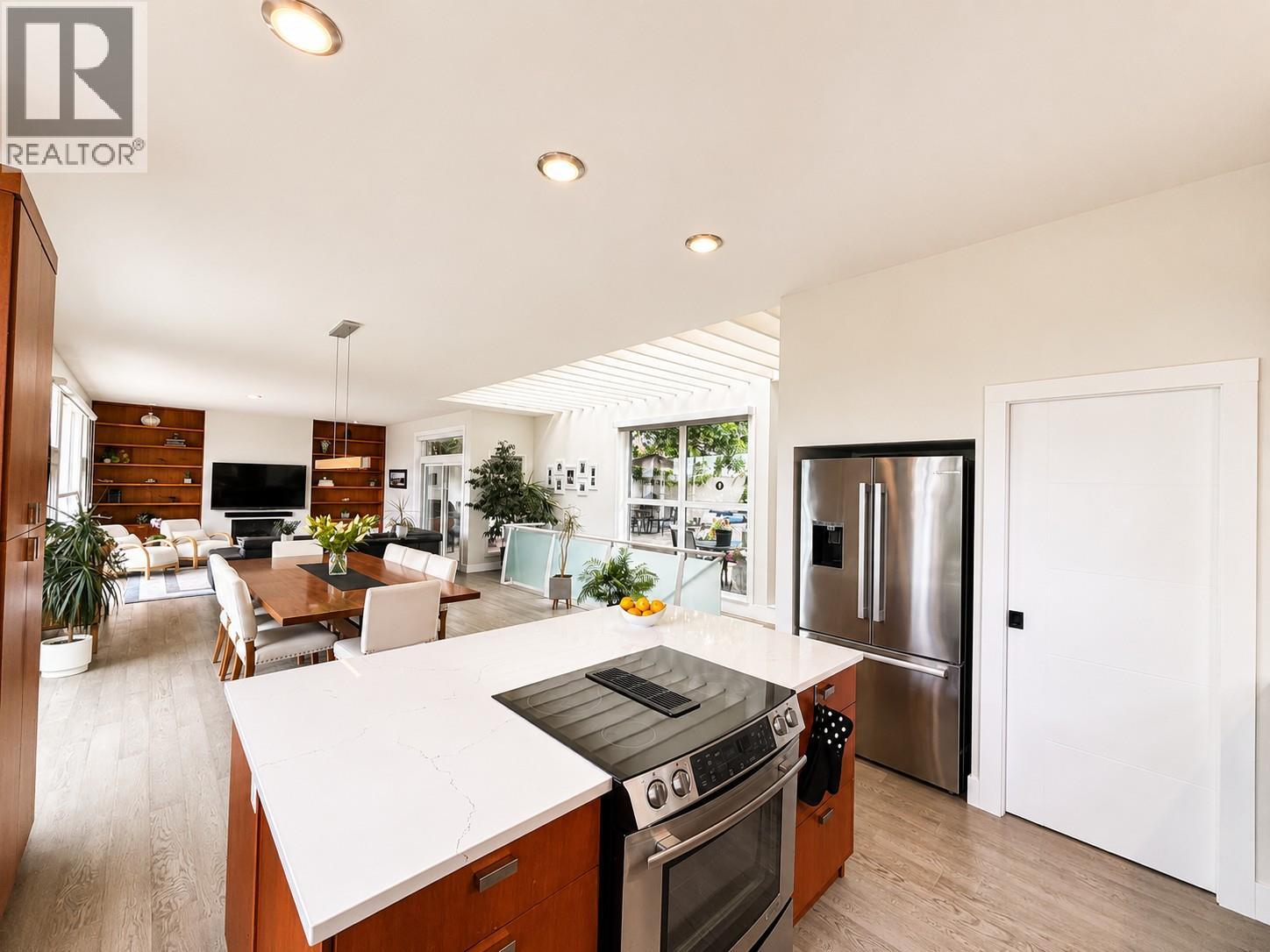 1922 Glen Gary Drive, Kamloops, British Columbia  V2E 1R4 - Photo 10 - 10397461