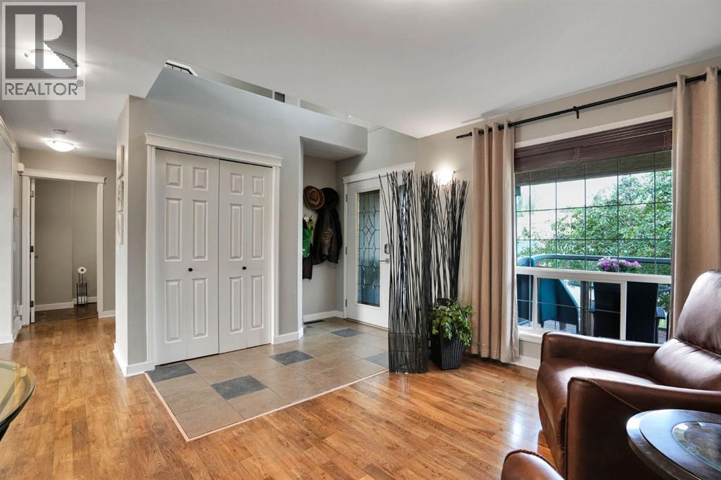 418 Long Beach Landing, Chestermere, Alberta  T1X 1E6 - Photo 6 - A2332146