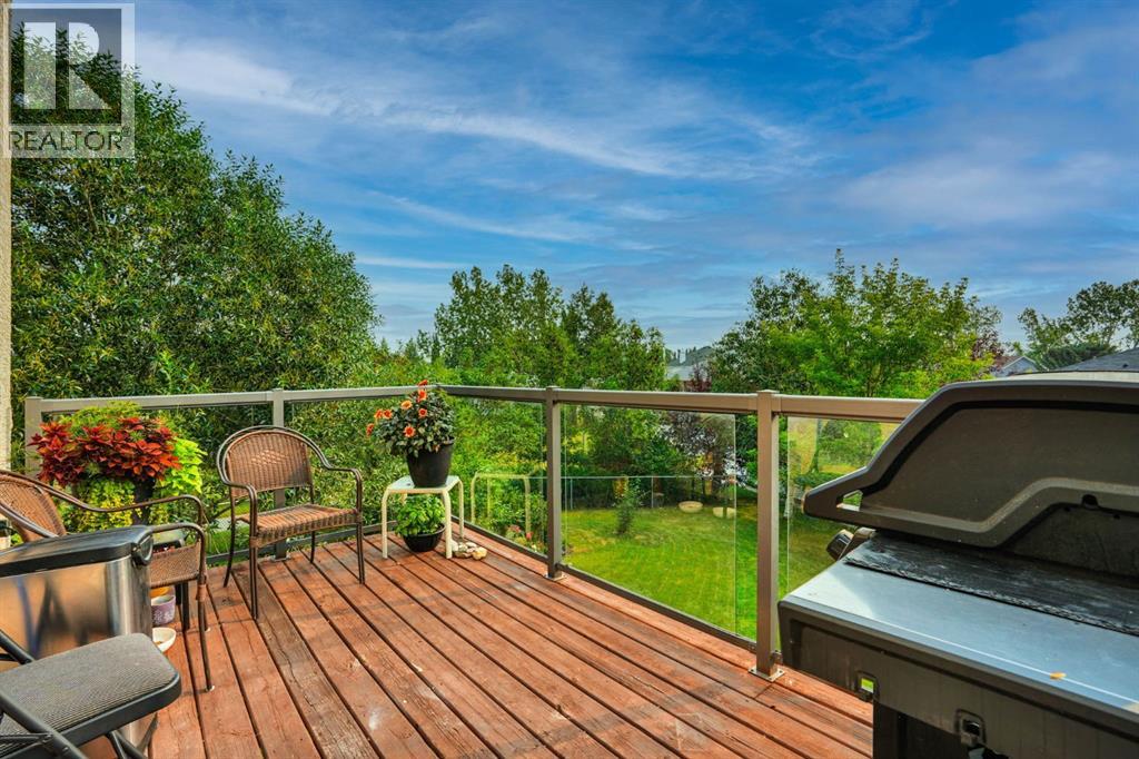 418 Long Beach Landing, Chestermere, Alberta  T1X 1E6 - Photo 39 - A2332146