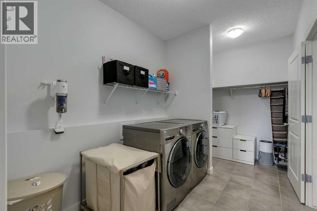 151 Stonemere Green, Chestermere, Alberta  T1X 0S2 - Photo 30 - A2338361