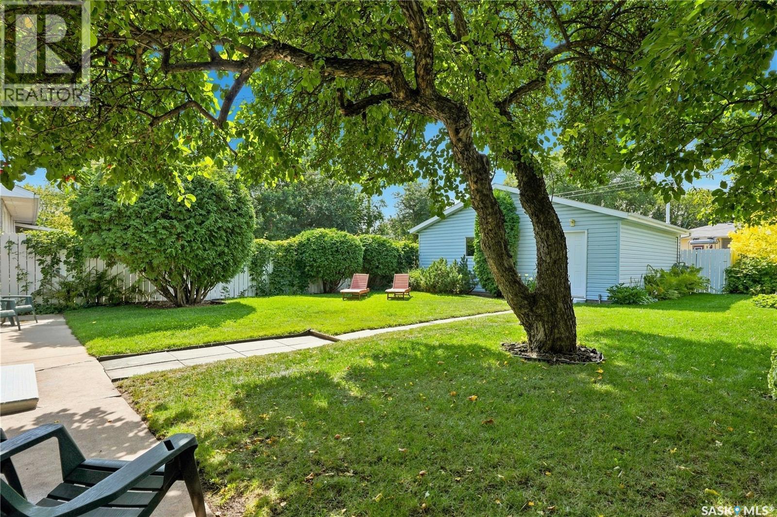 2006 Louise Avenue, Saskatoon, Saskatchewan  S7J 2C2 - Photo 42 - SK046385
