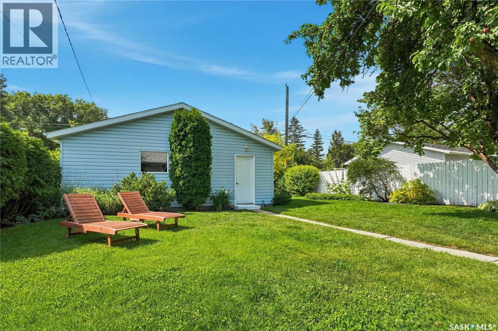 2006 Louise Avenue, Saskatoon, Saskatchewan  S7J 2C2 - Photo 45 - SK046385