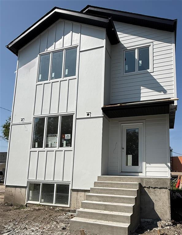 7 Portland Avenue, Winnipeg, Manitoba  R2M 1J3 - Photo 4 - 202620841