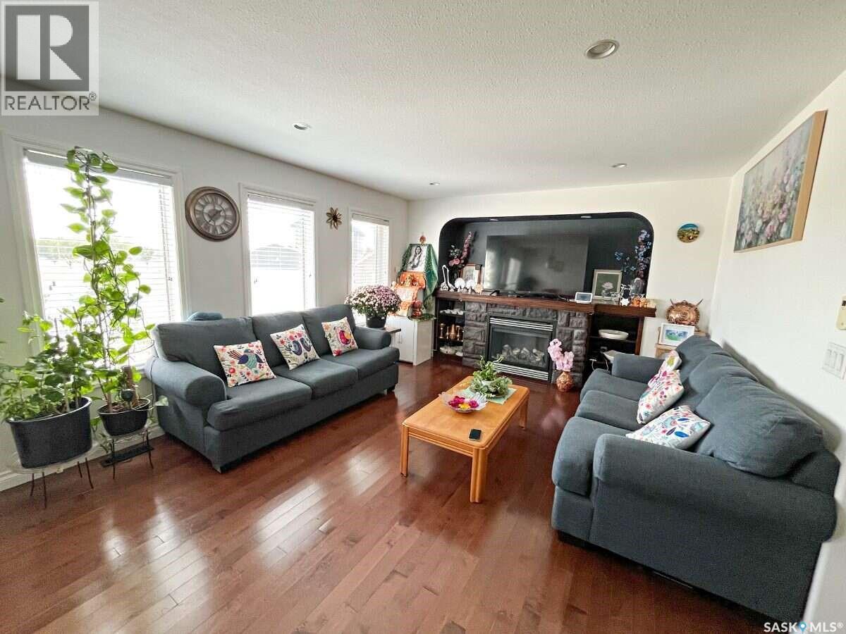 5280 Aerial Crescent, Regina, Saskatchewan  S4W 0C8 - Photo 5 - SK046426