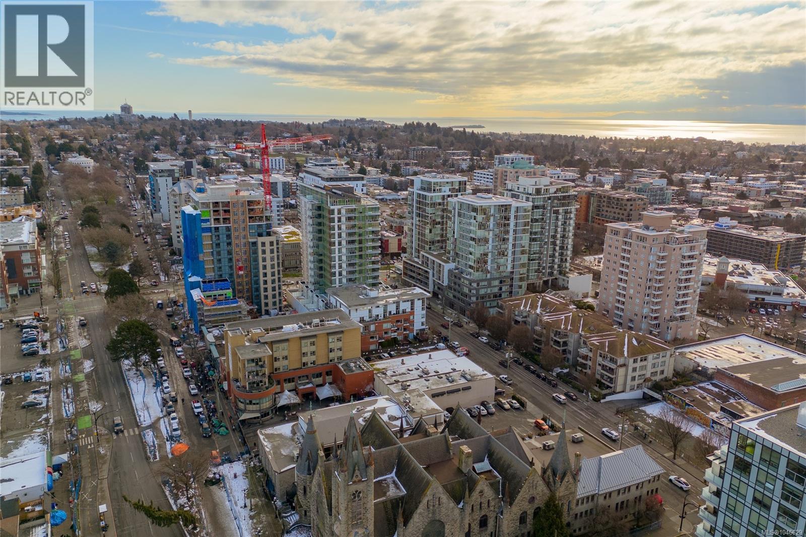 303 932 Johnson St, Victoria, British Columbia  V8V 3N4 - Photo 23 - 1046629