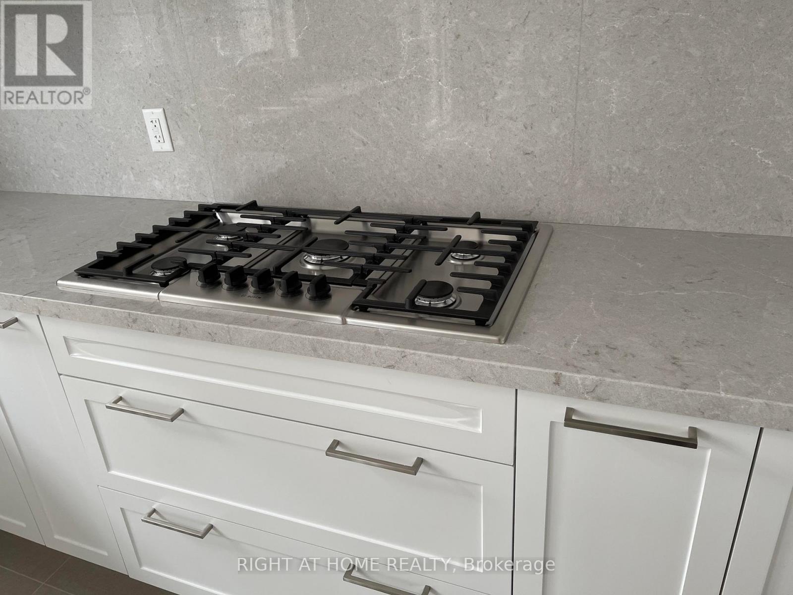 284 Buchanan Drive, Markham, Ontario  L3R 9S3 - Photo 15 - N13704960