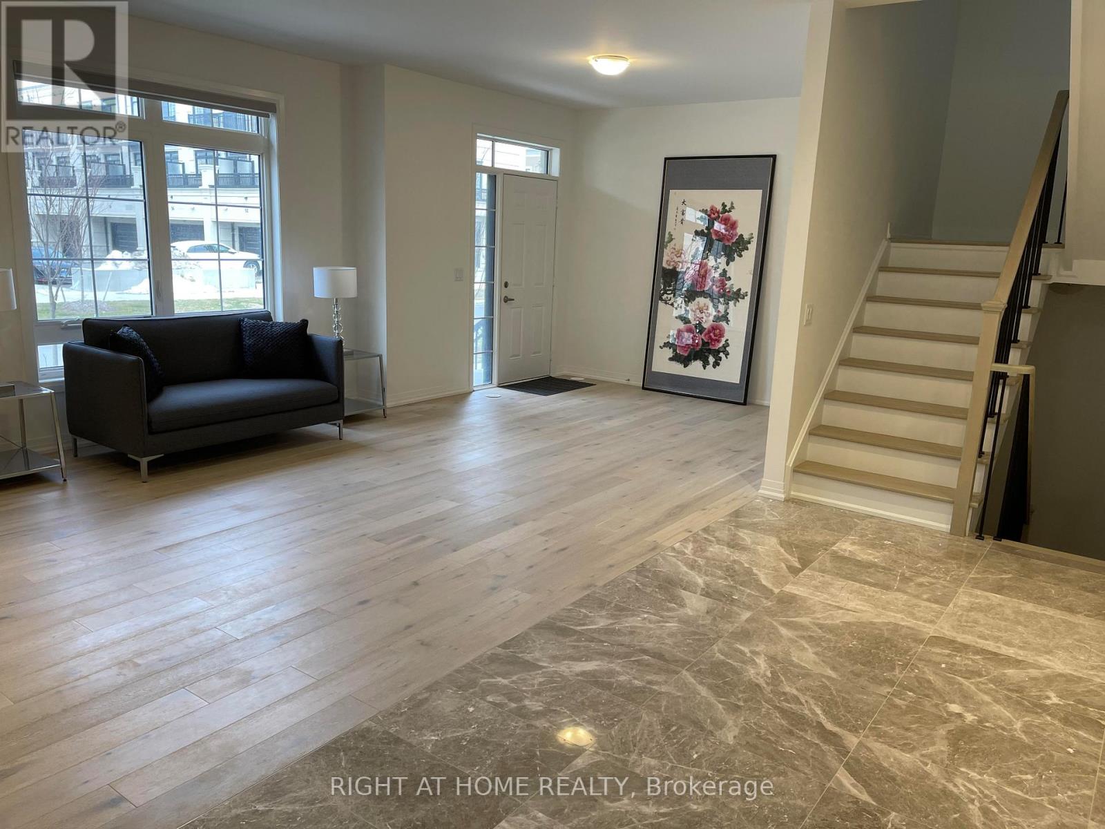 284 Buchanan Drive, Markham, Ontario  L3R 9S3 - Photo 6 - N13704960