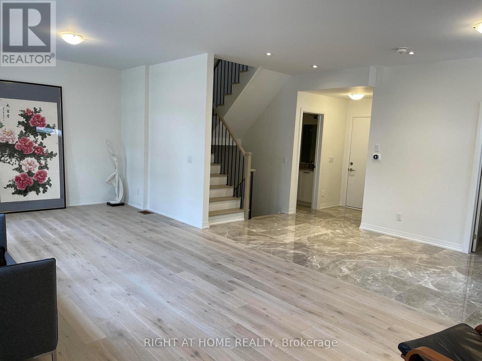 284 Buchanan Drive, Markham, Ontario  L3R 9S3 - Photo 7 - N13704960