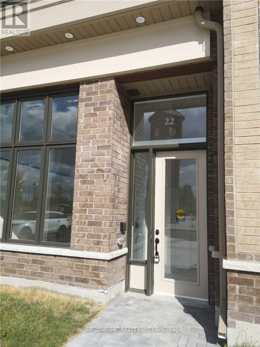 22 Nipigon Avenue, Markham, Ontario  L6C 0X7 - Photo 2 - N13704968