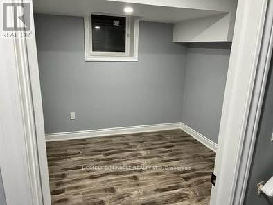Bst - 114 Lorenzo Circle, Brampton, Ontario  L6R 3N4 - Photo 5 - W13704954