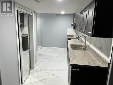 Bst - 114 Lorenzo Circle, Brampton, Ontario  L6R 3N4 - Photo 8 - W13704954