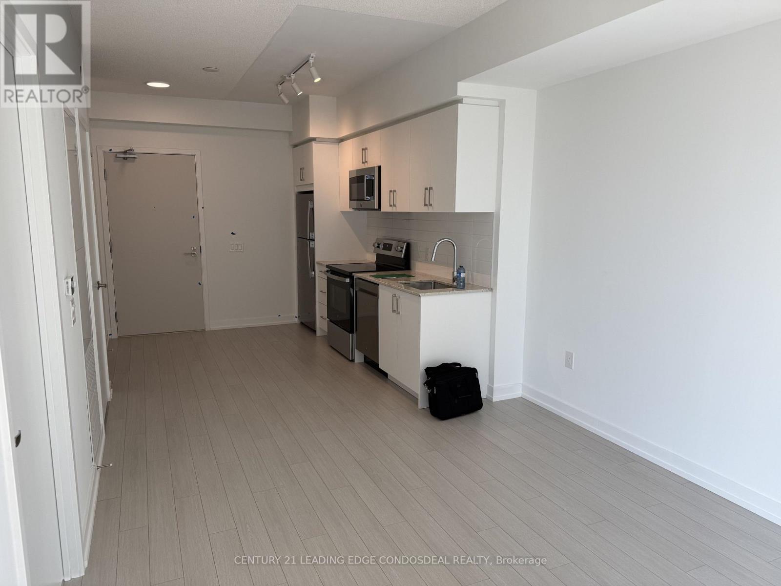 1607 - 4010 Eglinton Avenue W, Toronto, Ontario  M9A 0G5 - Photo 7 - W13704956