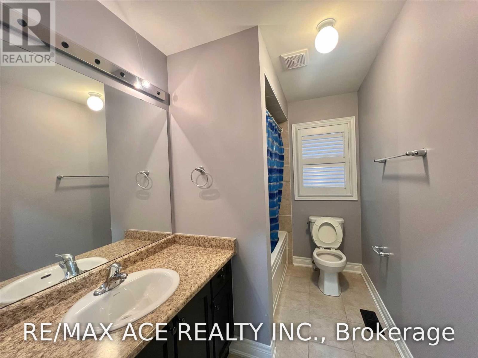Upper - 73 Birch Tree Trail, Brampton, Ontario  L6P 3V5 - Photo 11 - W13704958