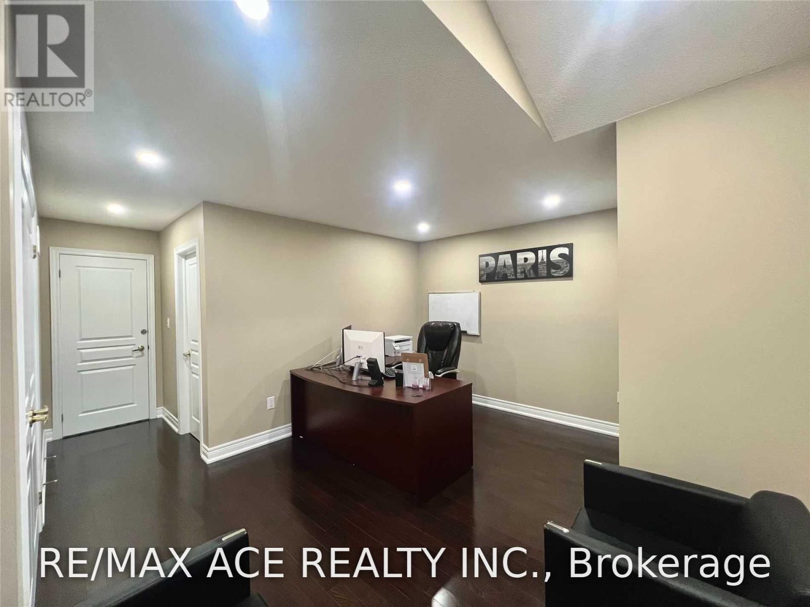 Upper - 73 Birch Tree Trail, Brampton, Ontario  L6P 3V5 - Photo 12 - W13704958