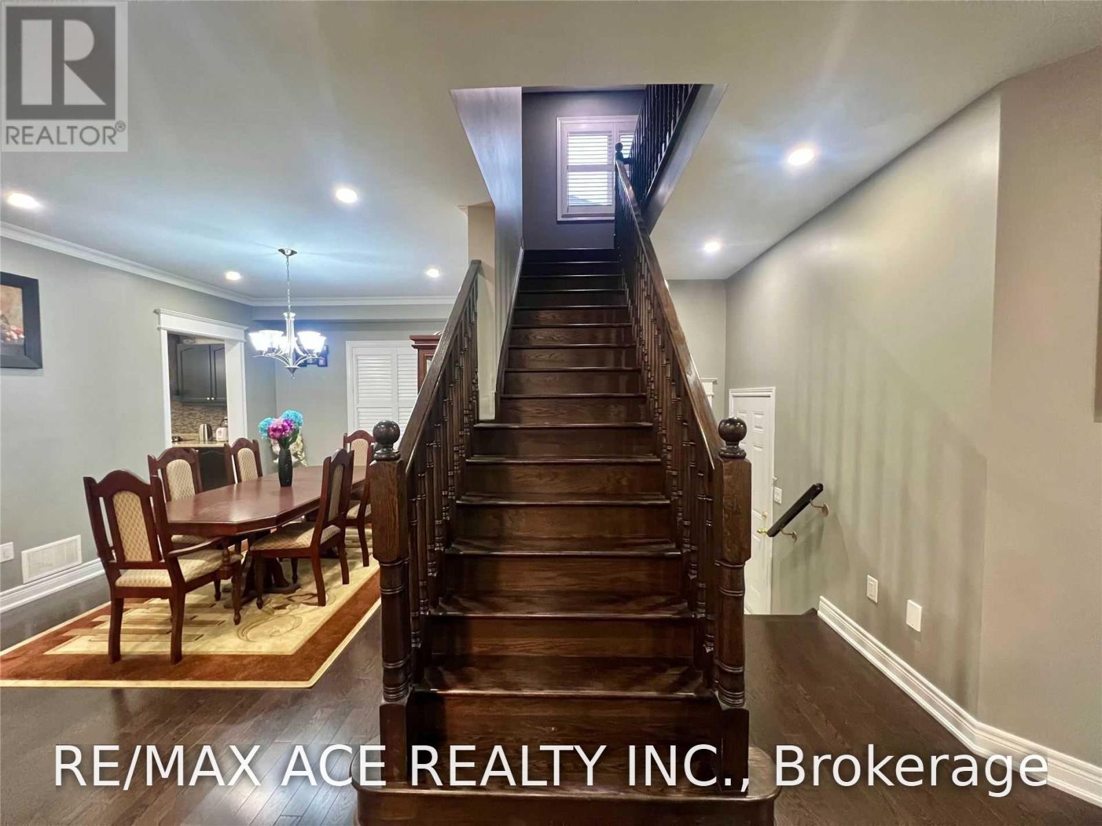 Upper - 73 Birch Tree Trail, Brampton, Ontario  L6P 3V5 - Photo 13 - W13704958
