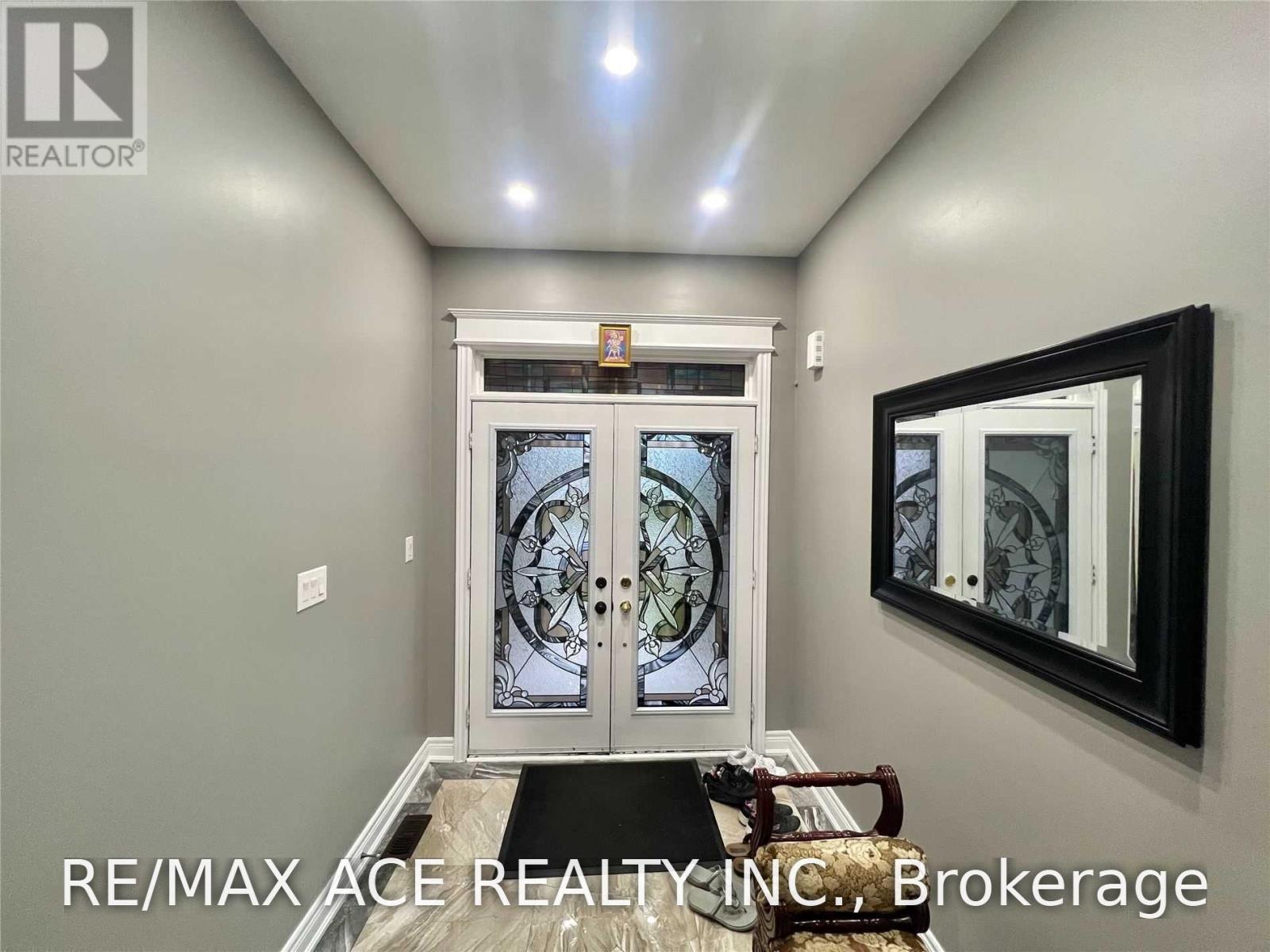 Upper - 73 Birch Tree Trail, Brampton, Ontario  L6P 3V5 - Photo 14 - W13704958
