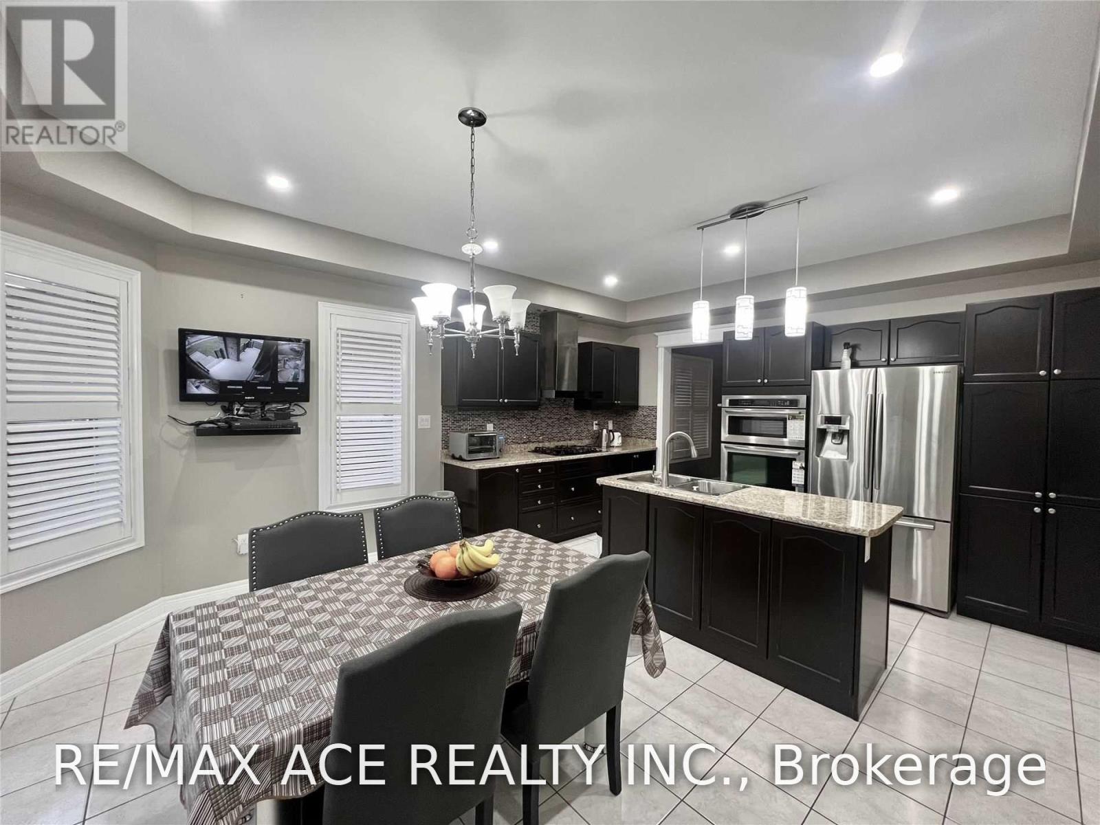 Upper - 73 Birch Tree Trail, Brampton, Ontario  L6P 3V5 - Photo 16 - W13704958