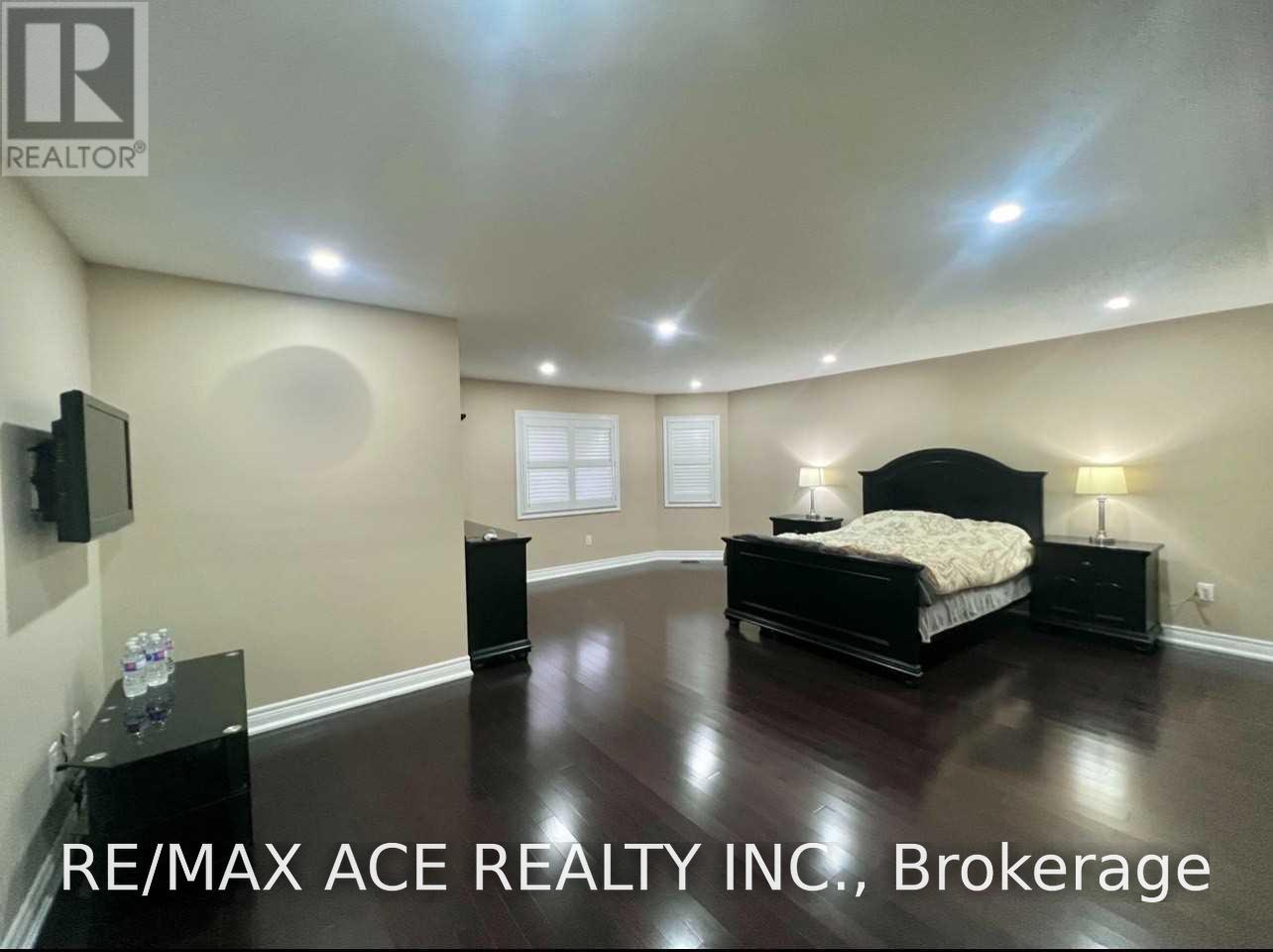 Upper - 73 Birch Tree Trail, Brampton, Ontario  L6P 3V5 - Photo 5 - W13704958