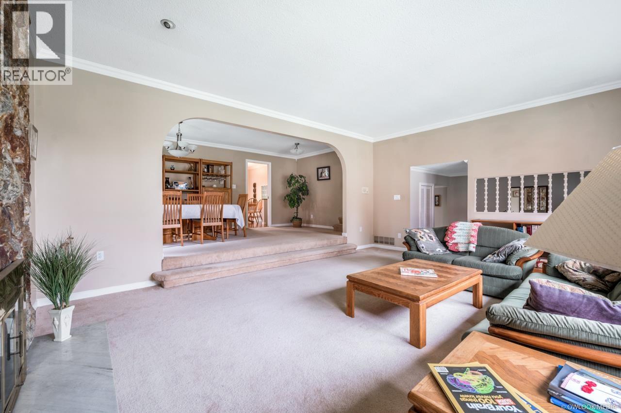 7720 Waterton Drive, Richmond, British Columbia  V7A 4G4 - Photo 3 - R3147864