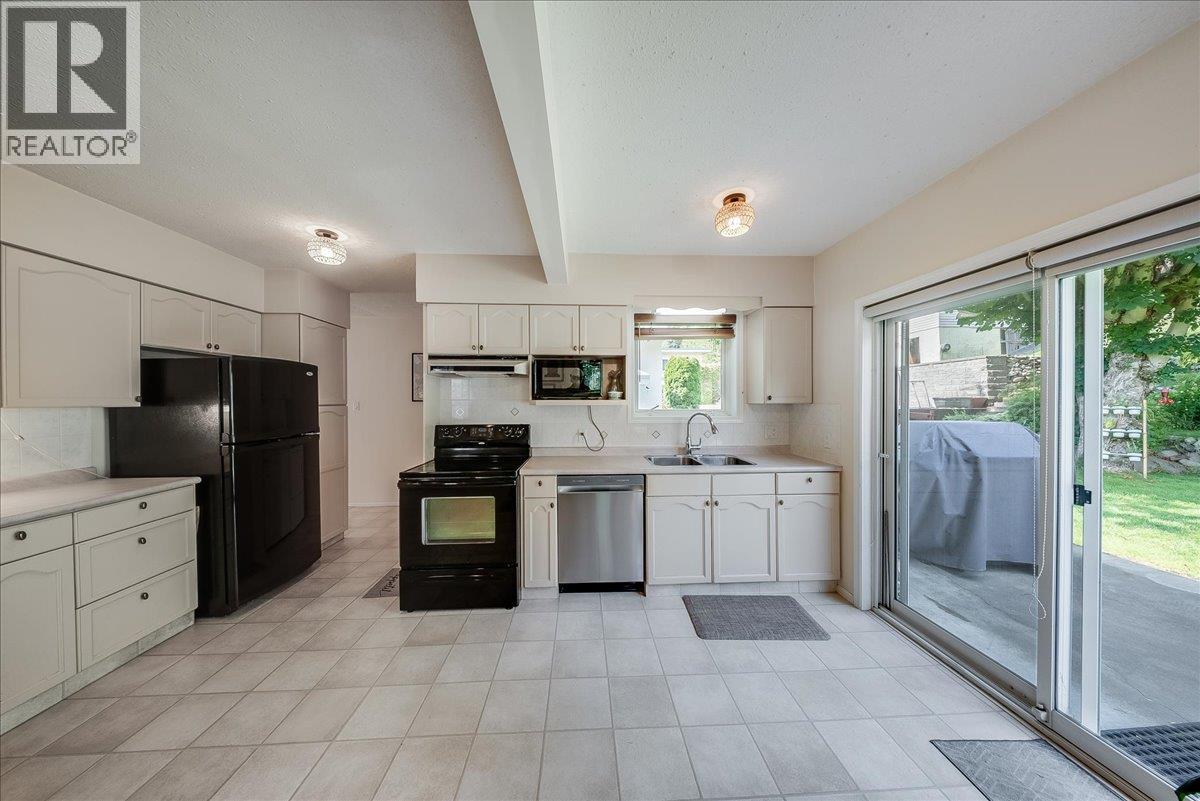 469 Forrest Drive, Trail, British Columbia  V1R 2H1 - Photo 16 - 10397894