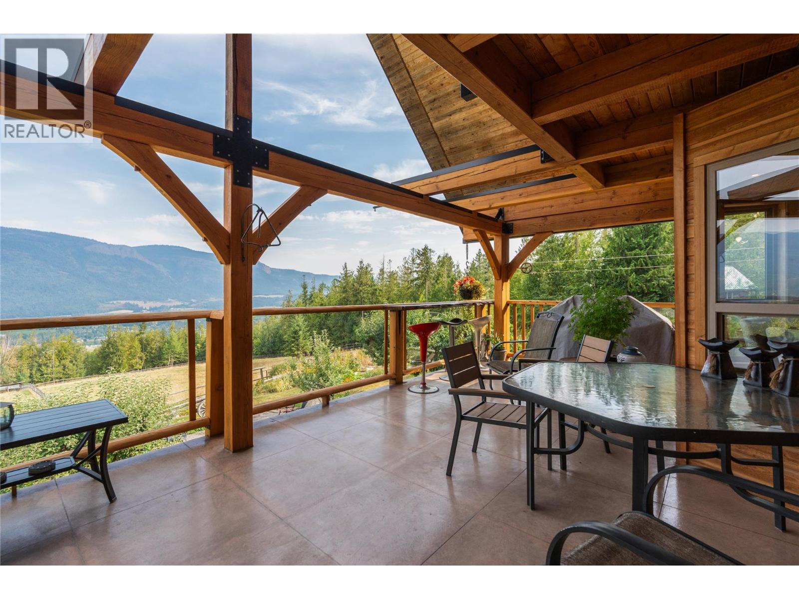 310 Grandview Bench Road, Grindrod, British Columbia V0E 1Y0 - Photo 19 - 10397780