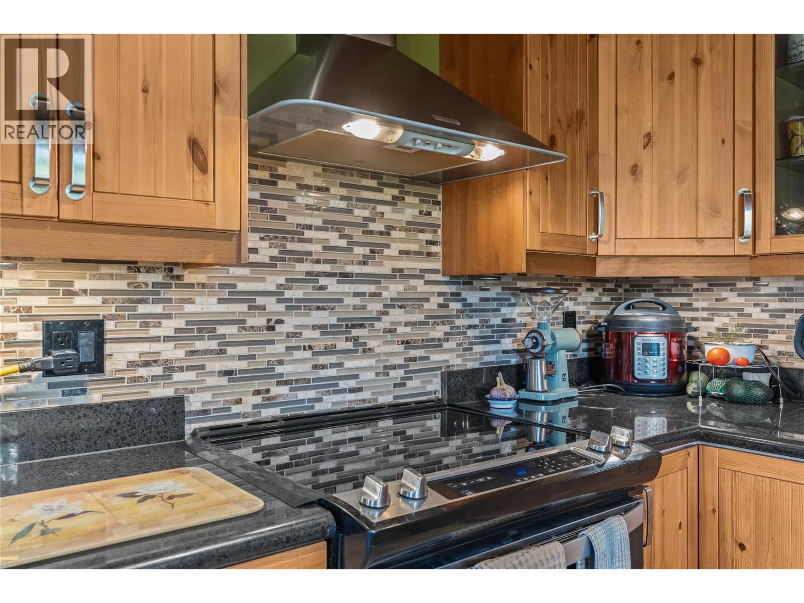 310 Grandview Bench Road, Grindrod, British Columbia V0E 1Y0 - Photo 17 - 10397780