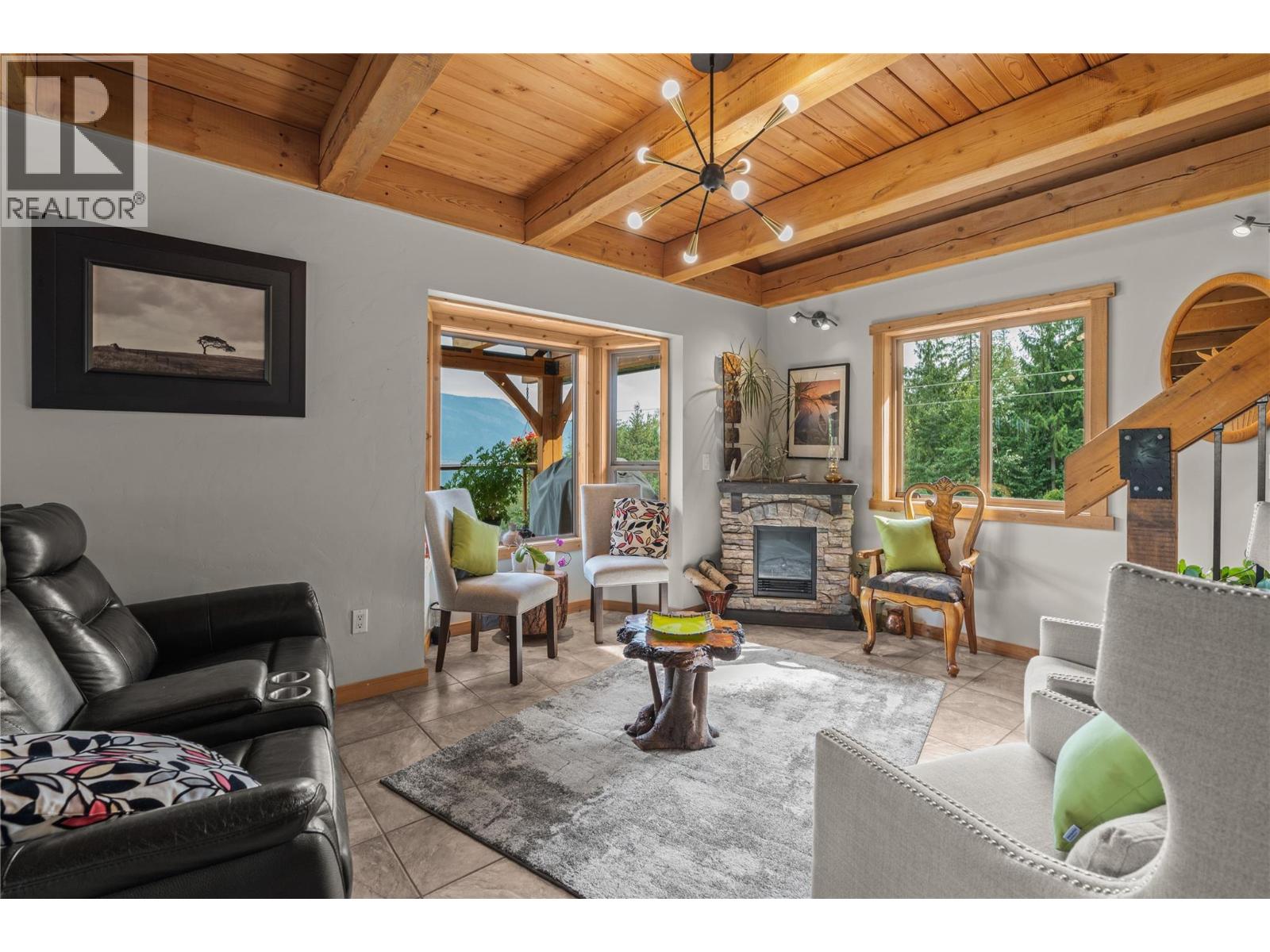 310 Grandview Bench Road, Grindrod, British Columbia V0E 1Y0 - Photo 10 - 10397780