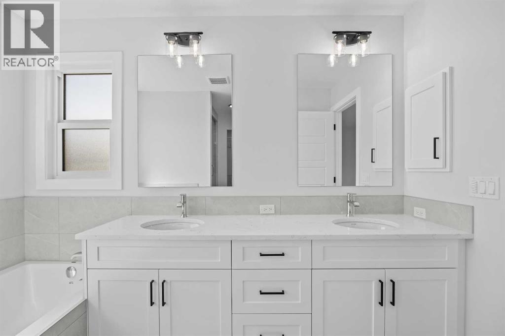 35 Creekside Rise SW, Calgary, Alberta  T3X 5V9 - Photo 32 - A2333691
