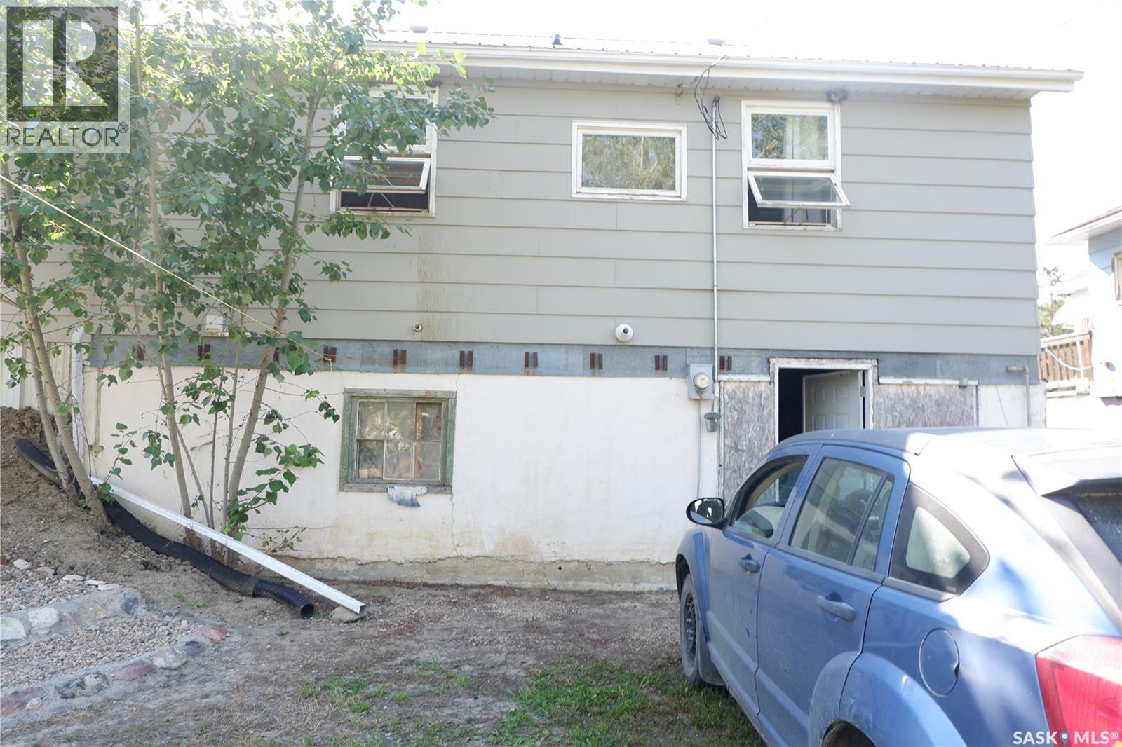 305 1st Street E, Mossbank, Saskatchewan  S0H 3G0 - Photo 22 - SK046428