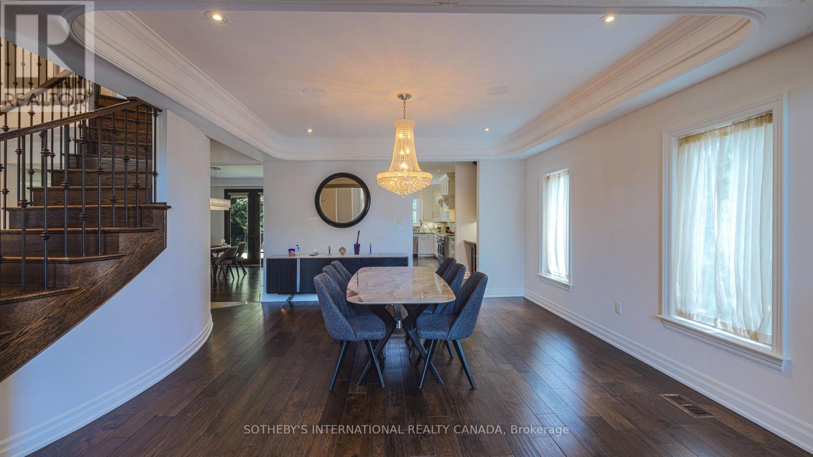 369 Lees Lane, Oakville, Ontario  L6L 4S4 - Photo 5 - W13474166