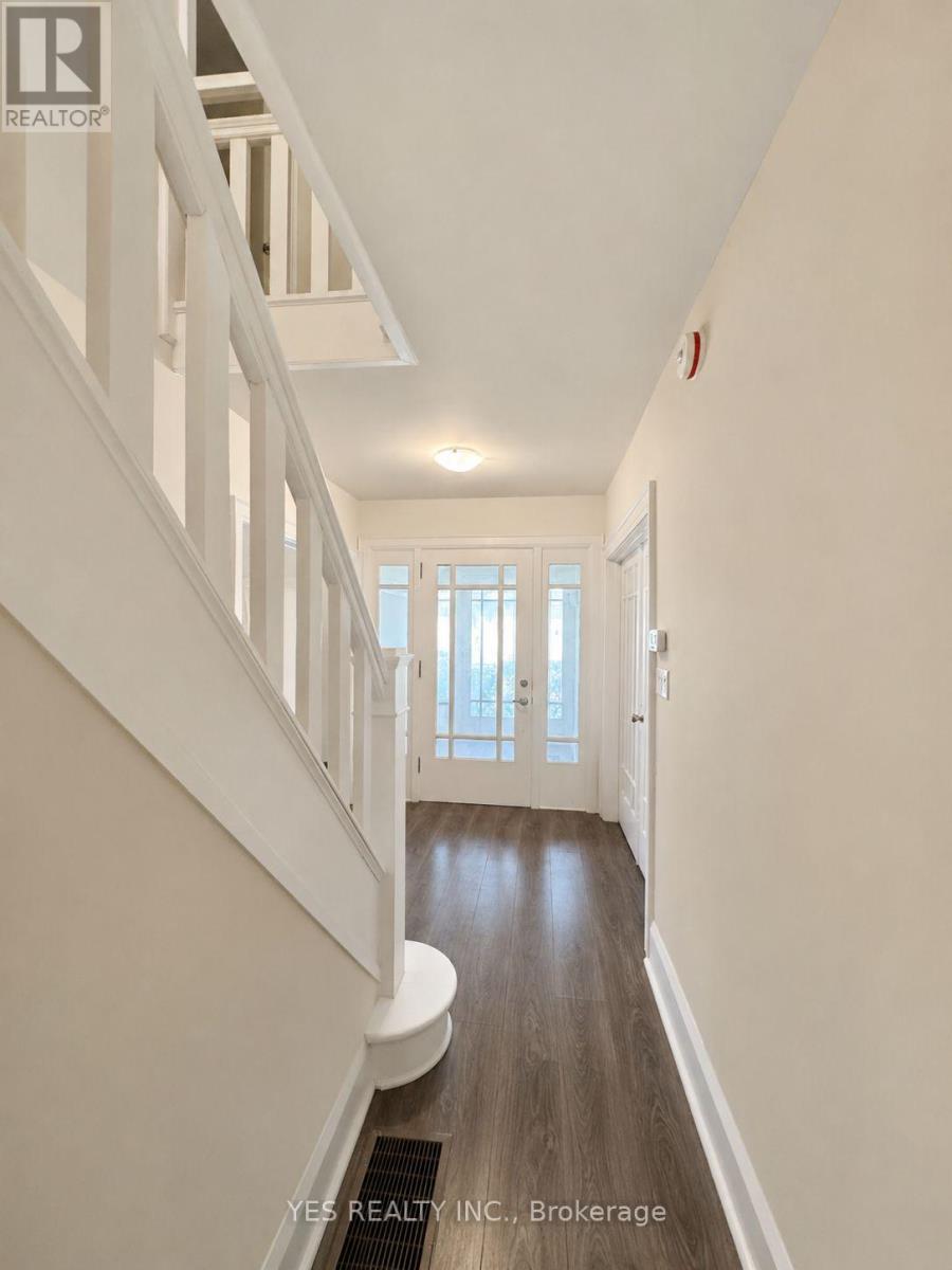 199 North Service Road, Mississauga, Ontario  L5A 1A4 - Photo 19 - W13147750