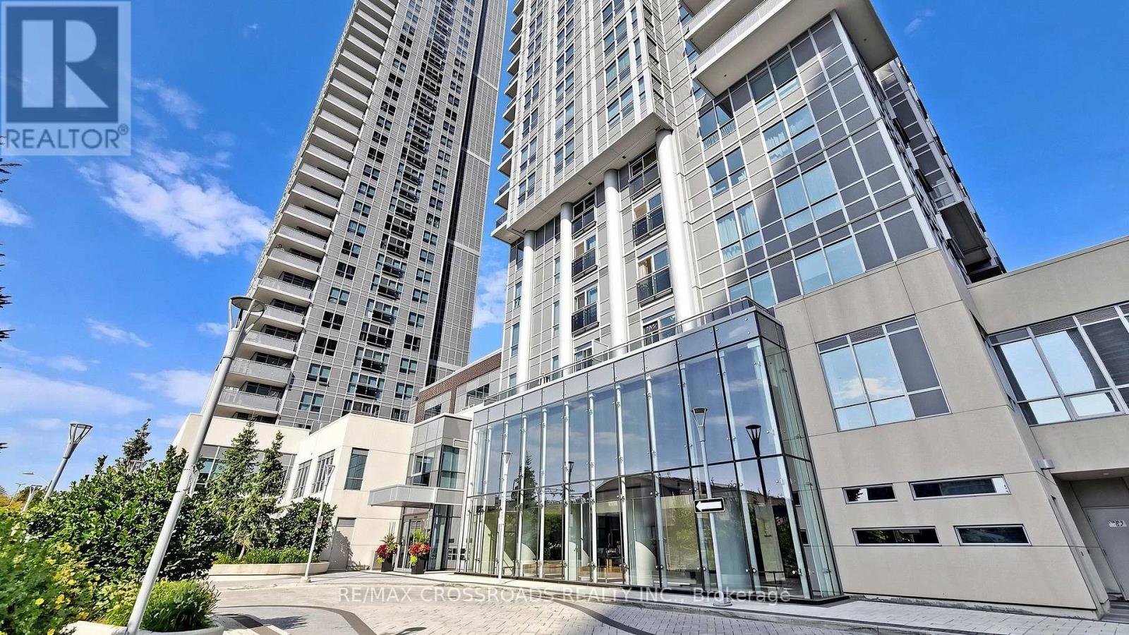 525 - 275 Village Green Square, Toronto, Ontario  M1S 0L8 - Photo 2 - E13704992