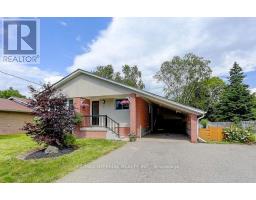MAIN FLOOR - 31 KNOWLES CRESCENT, Aurora, Ontario