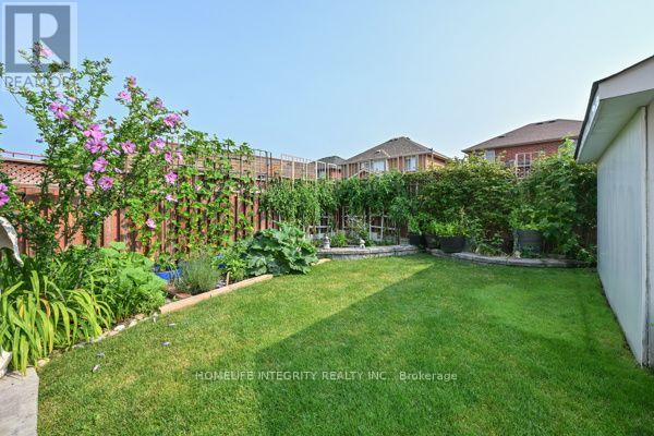 315 Ellwood Drive W, Caledon, Ontario  L7E 2G9 - Photo 17 - W13704986